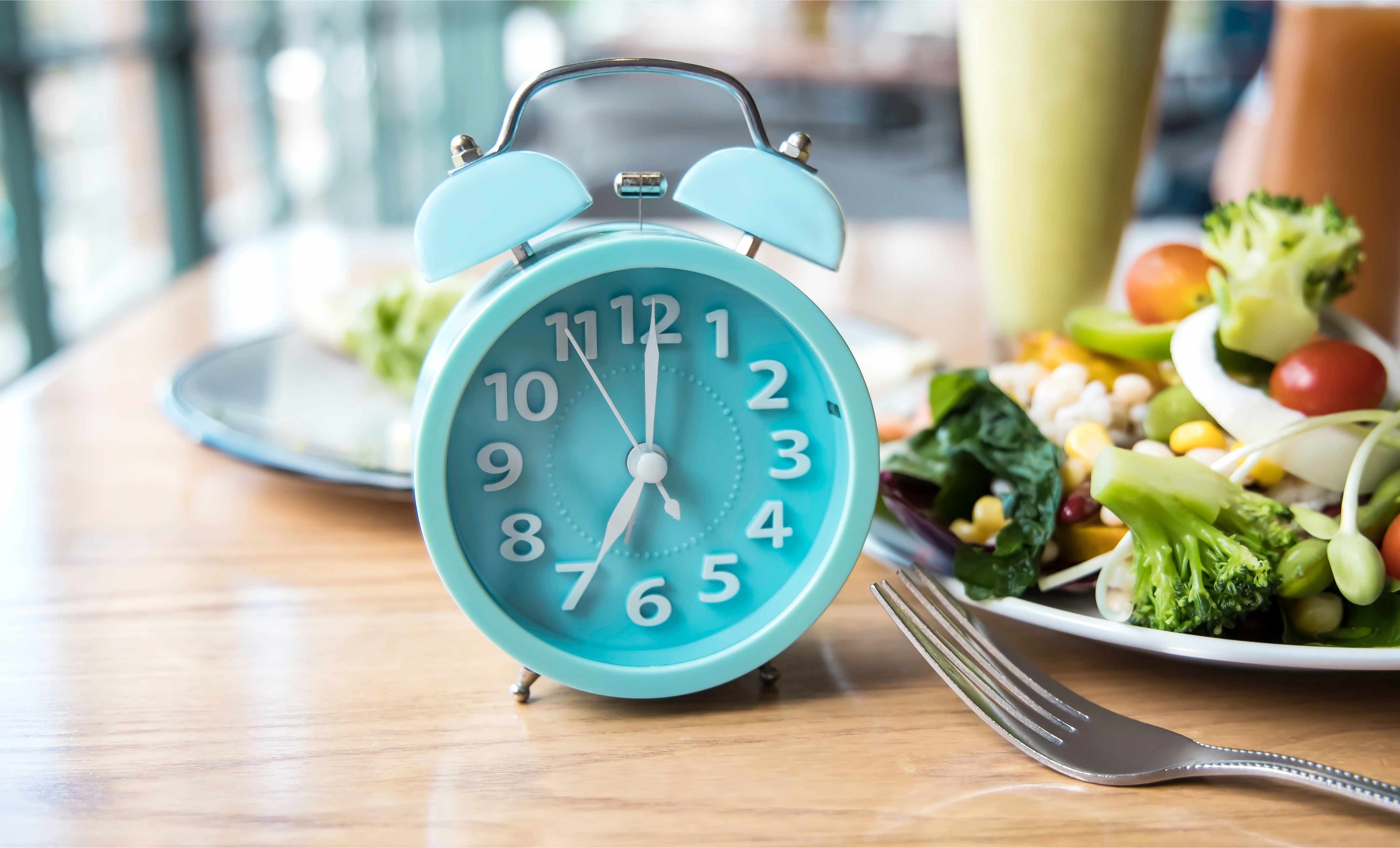 Embracing the Power of Fasting in Perimenopause and Menopause - BOMIMO