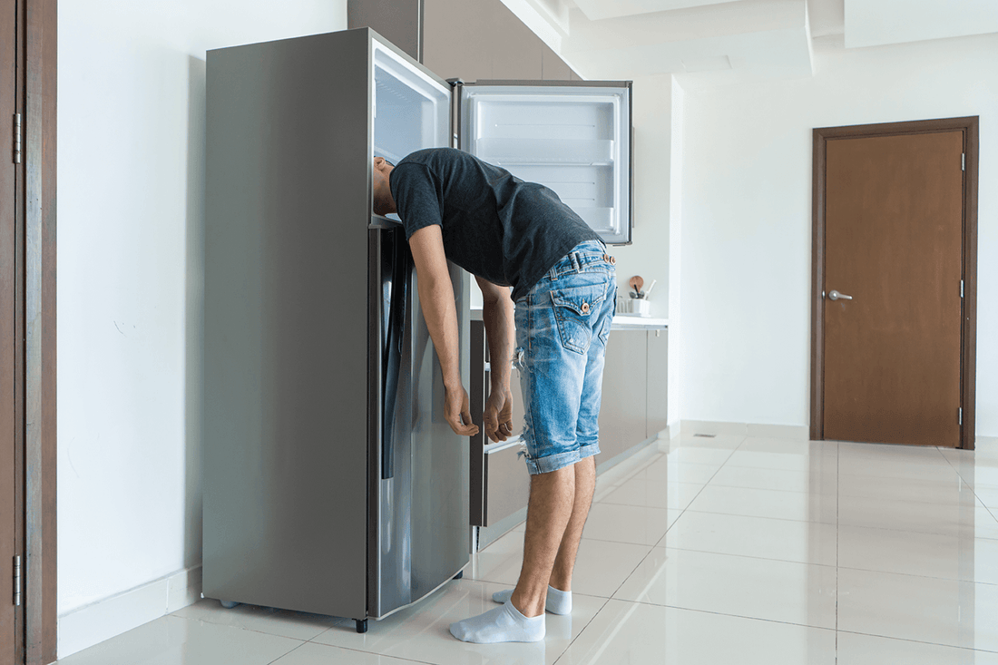 How Men Can Experience Menopause Symptoms - BOMIMO